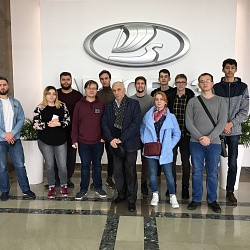 АО «АВТОВАЗ» организовал производственную экскурсию для студентов ФТИ