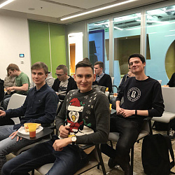 Студенты кафедры КБ-5 «Аппаратного, программного и математического обеспечения вычислительных систем» приняли участие в семинаре компании AVITO.RU