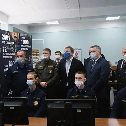 Андрей Турчак и Игорь Кобзев встретились с добровольцами ВСКС в Иркутске