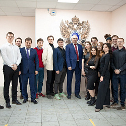 Лидеры студенческих сообществ позавтракали с ректором