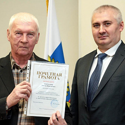 В университете прошло заседание Ученого совета университета и поздравление юбиляров