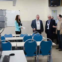 В РТУ МИРЭА состоялась встреча с представителями ПАО завод «Красное знамя»