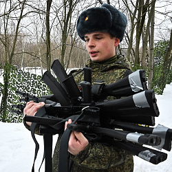 Студенты Военного учебного центра при РТУ МИРЭА помогают в проведении учебно-тренировочных сборов в Ленинградской области