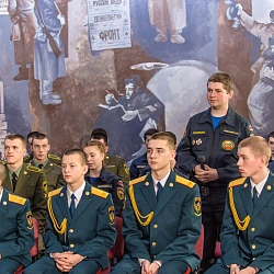 2 апреля в Центральном Музее Великой Отечественной войны состоялись съемки документального фильма, приуроченного к празднованию 70-летия Победы и 25-летия со дня основания МЧС России, с участием Дмитрия Ивановича Михайлика.