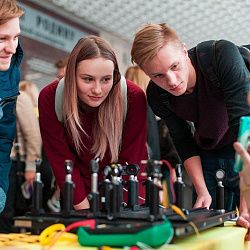 День открытых дверей инженерных программ