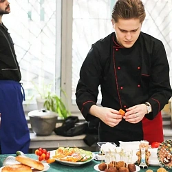 Студенты Московского технологического университета приняли участие в кулинарном фестивале «Кухни народов мира»