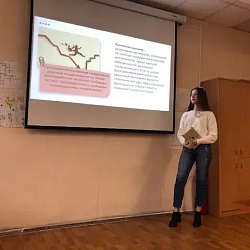 Состоялось очередное заседание круглого стола на тему: «Экономика России на современном этапе: вызовы и угрозы» 