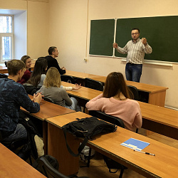 В Институте экономики и права прошёл мастер-класс по трудоустройству для будущих юристов