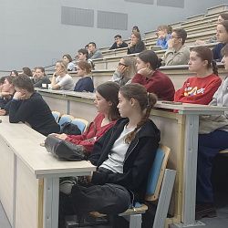 В Институте тонких химических технологий имени М.В. Ломоносова состоялась встреча студентов с представителями компании «Эндофарм»