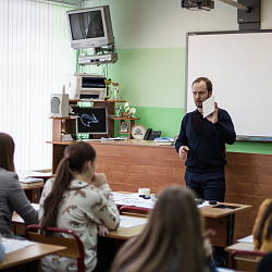В марте университет провёл традиционные и новые мероприятия для школьников 