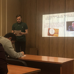 Студенты обсудили сущность и проблематику дедолларизации российской экономики