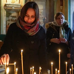 Группа студентов и преподавателей университета посетила Троице-Сергиеву Лавру